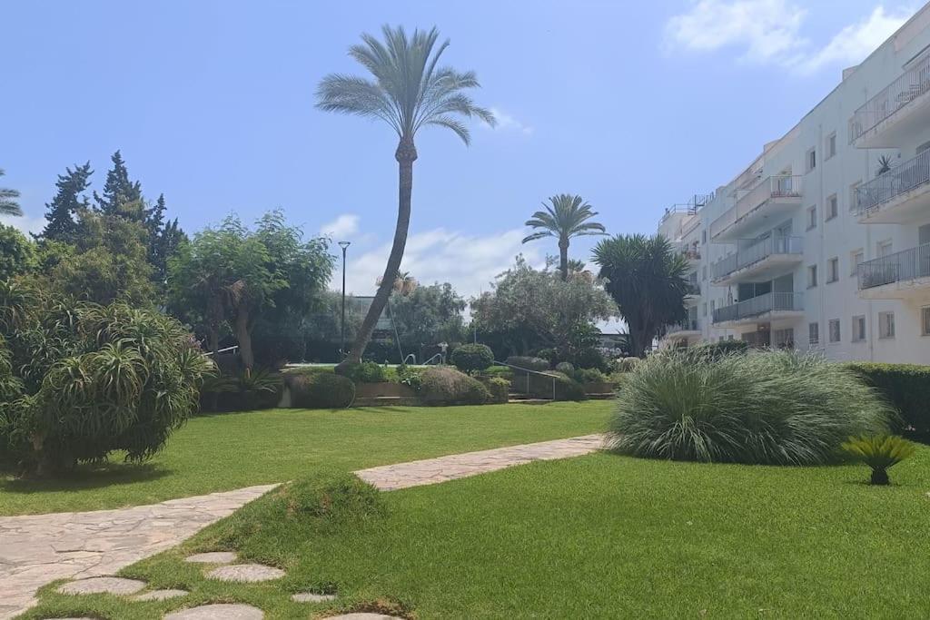 Apartamento 1ª Linea De Playa อาลิกันเต ภายนอก รูปภาพ